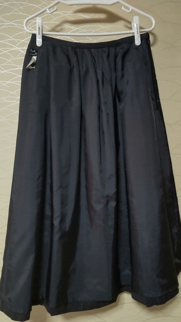 マーガレット・ハウエル　ダークグレー プリーツ スカート　Ⅱ