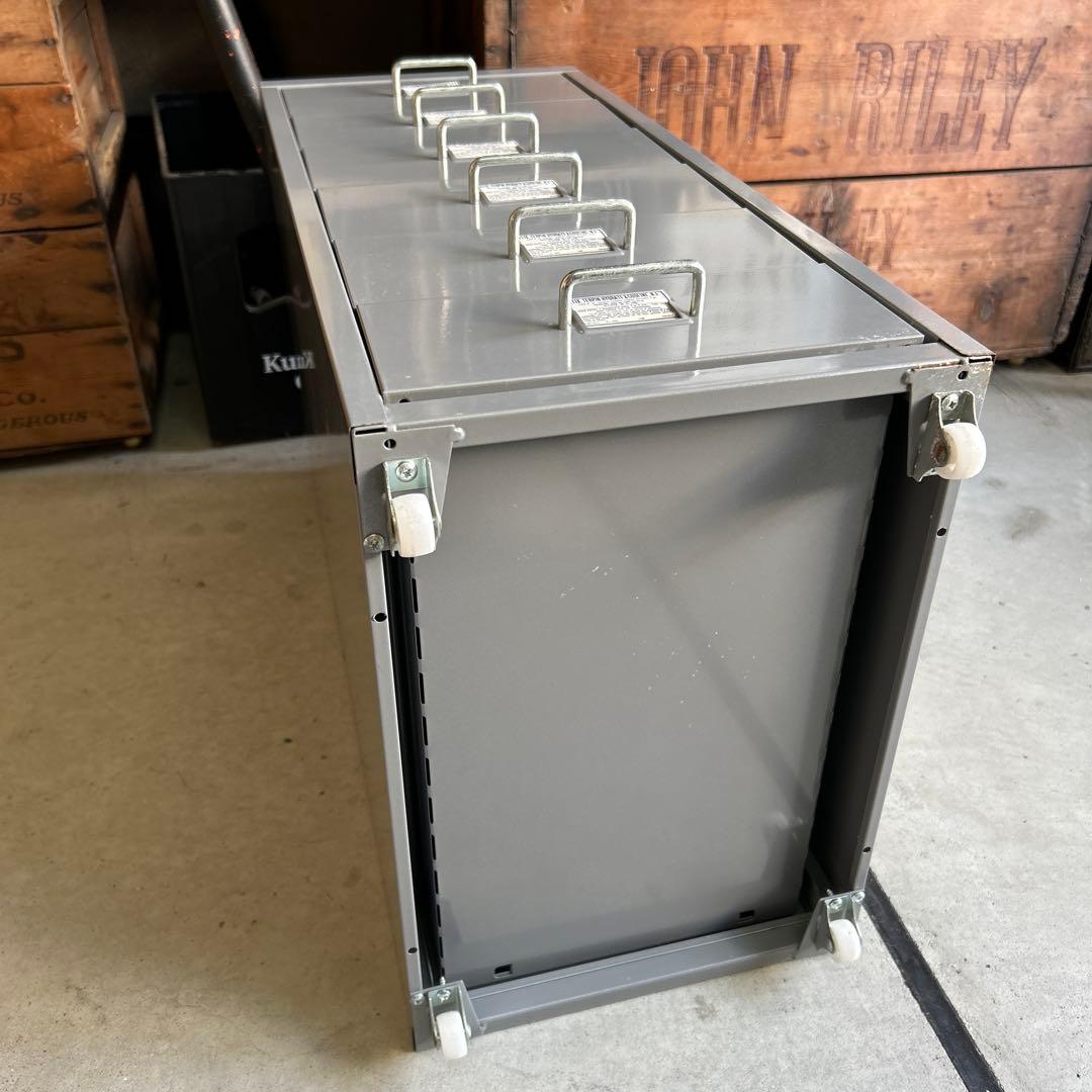 【廃盤】IKEA イケア HELMER ヘルメル 引き出し　スチール キャスター