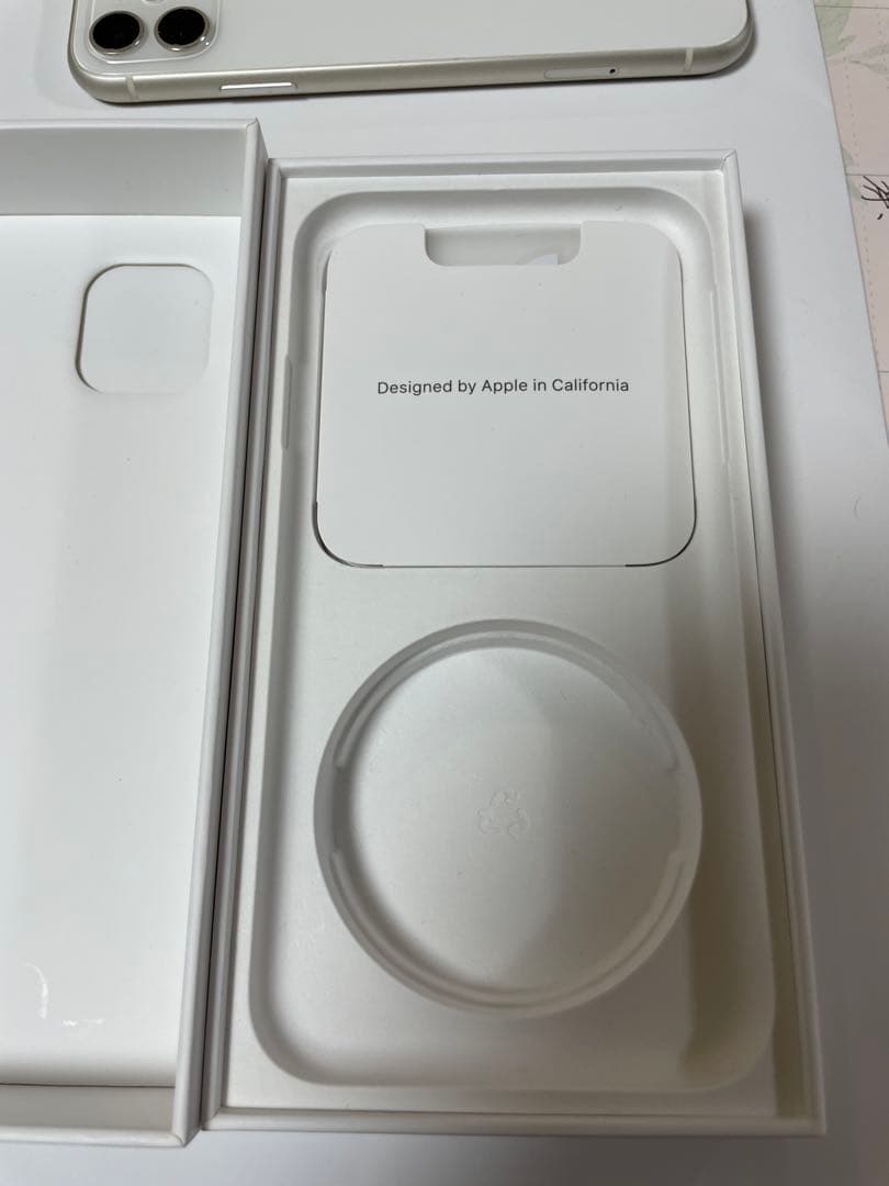 携帯電話本体 iPhone11 64G