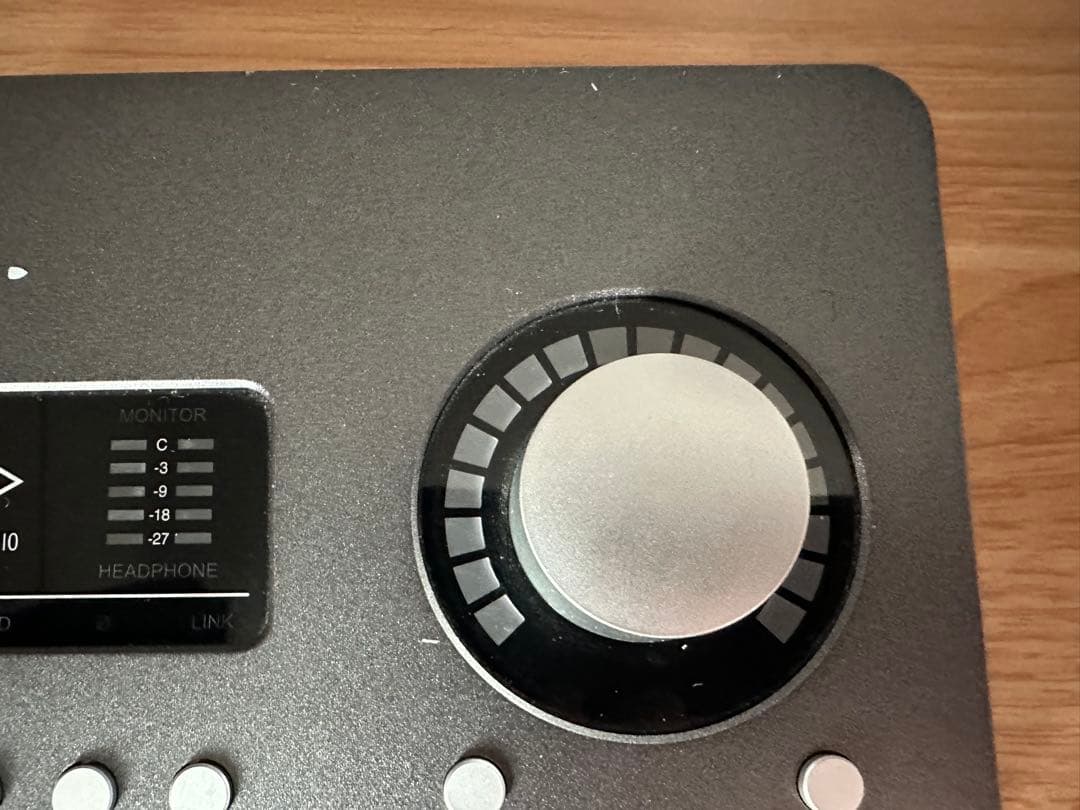 Universal Audio ARROW オーディオインターフェイス DTM