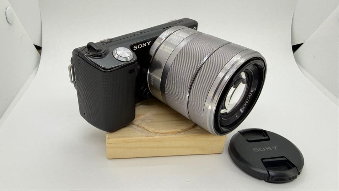 Sony NEX5 レンズは18-55 付属品あり