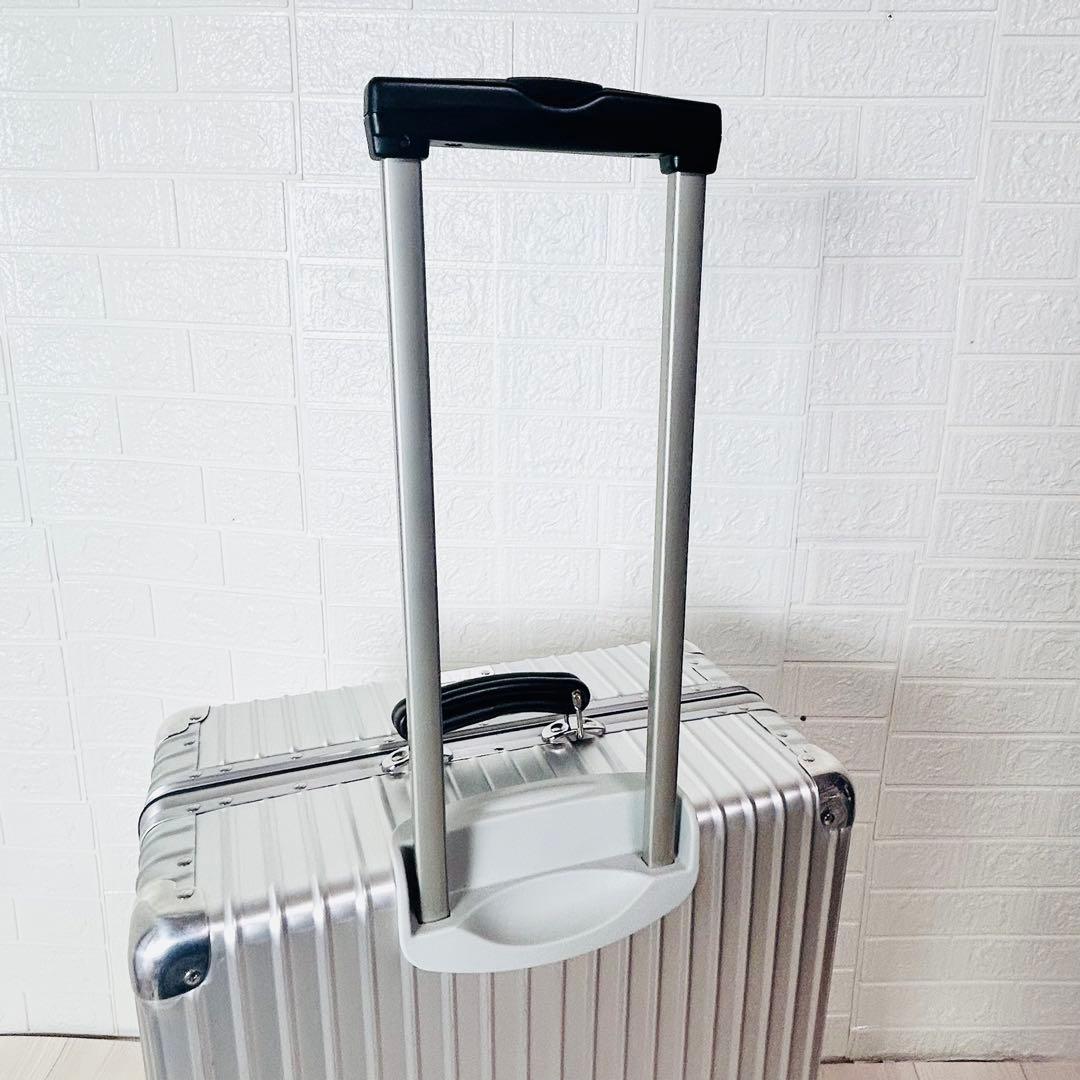 リモワ クラシックチェックインL 84L 4輪 アルミ スーツケース 現行モデル