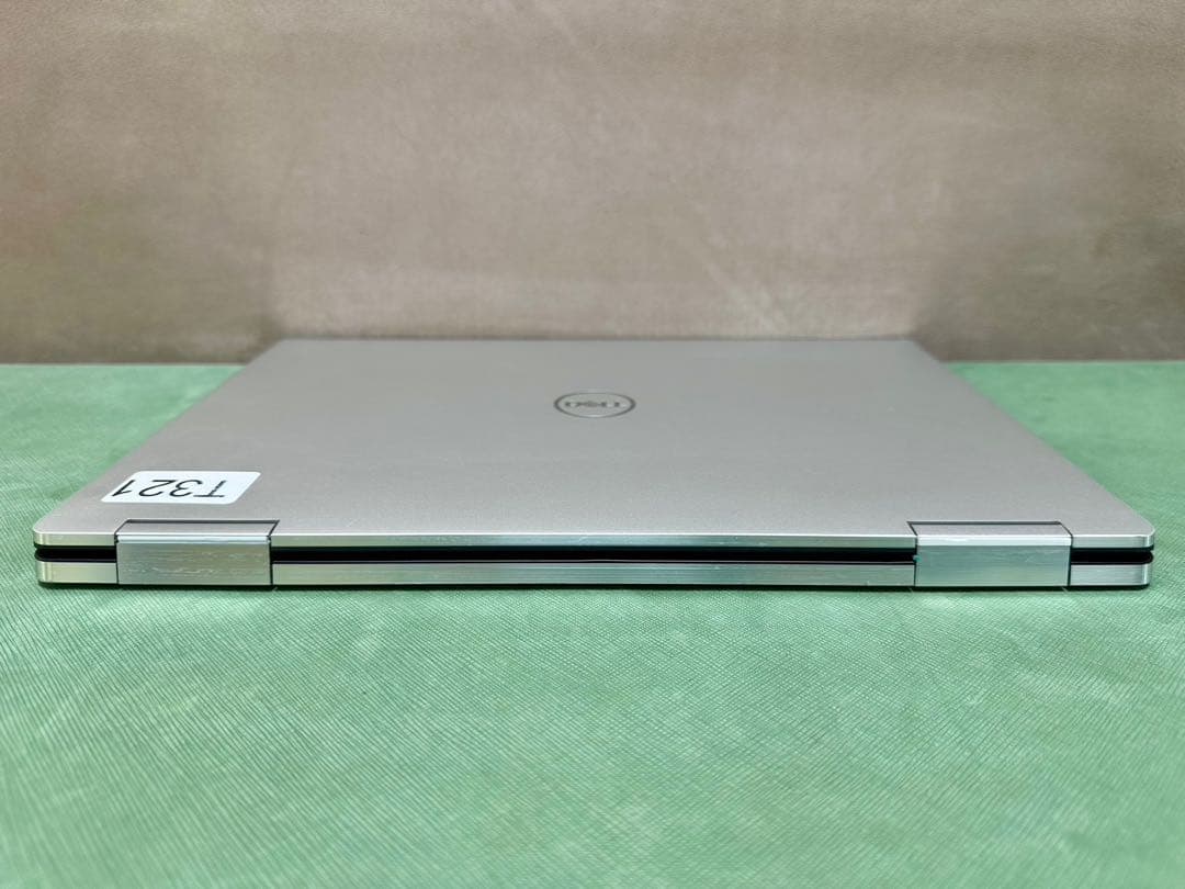 Windowsノート本体 DELL XPS 7390 2-in-1 Core i5 8GB 256GB