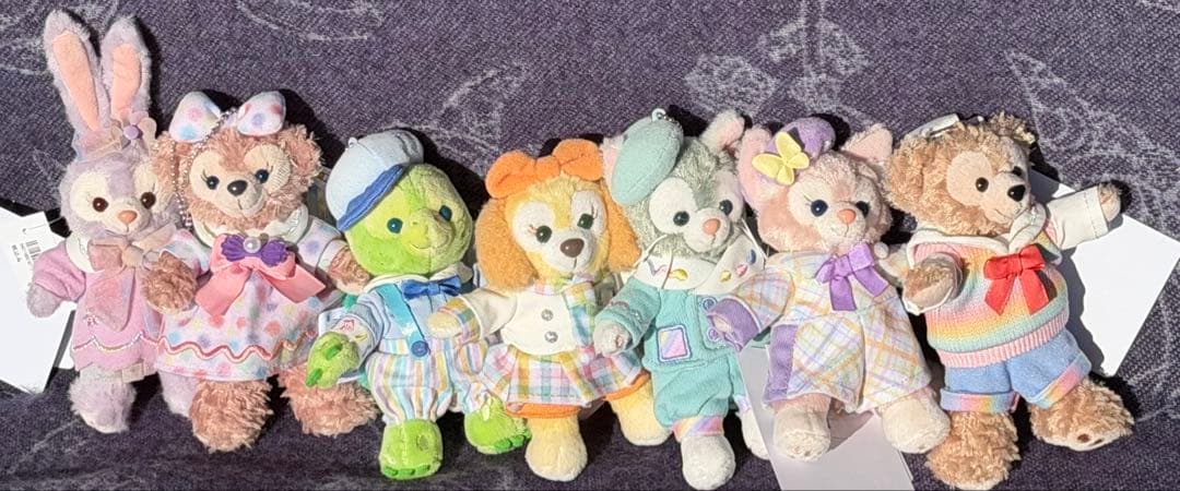 ひ*ん様 ダッフィー＆フレンズ　 ハートフェルトレターズ　ぬいぐるみチャーム　デ