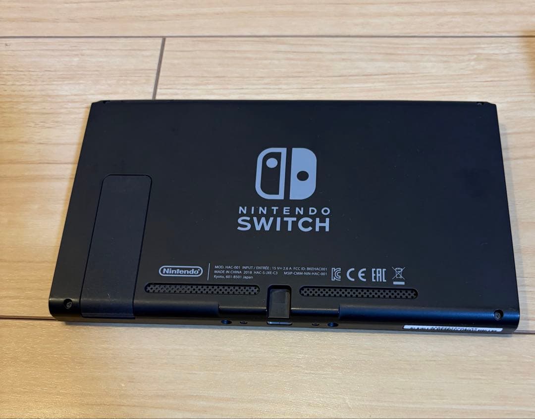 Nintendo Switch 本体（2019年購入、コントローラーなし）