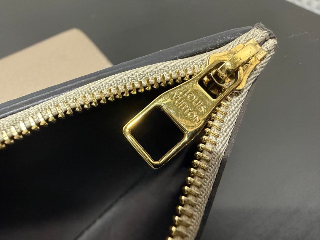 NR/12.23/15 ルイヴィトン　財布　ICタグ