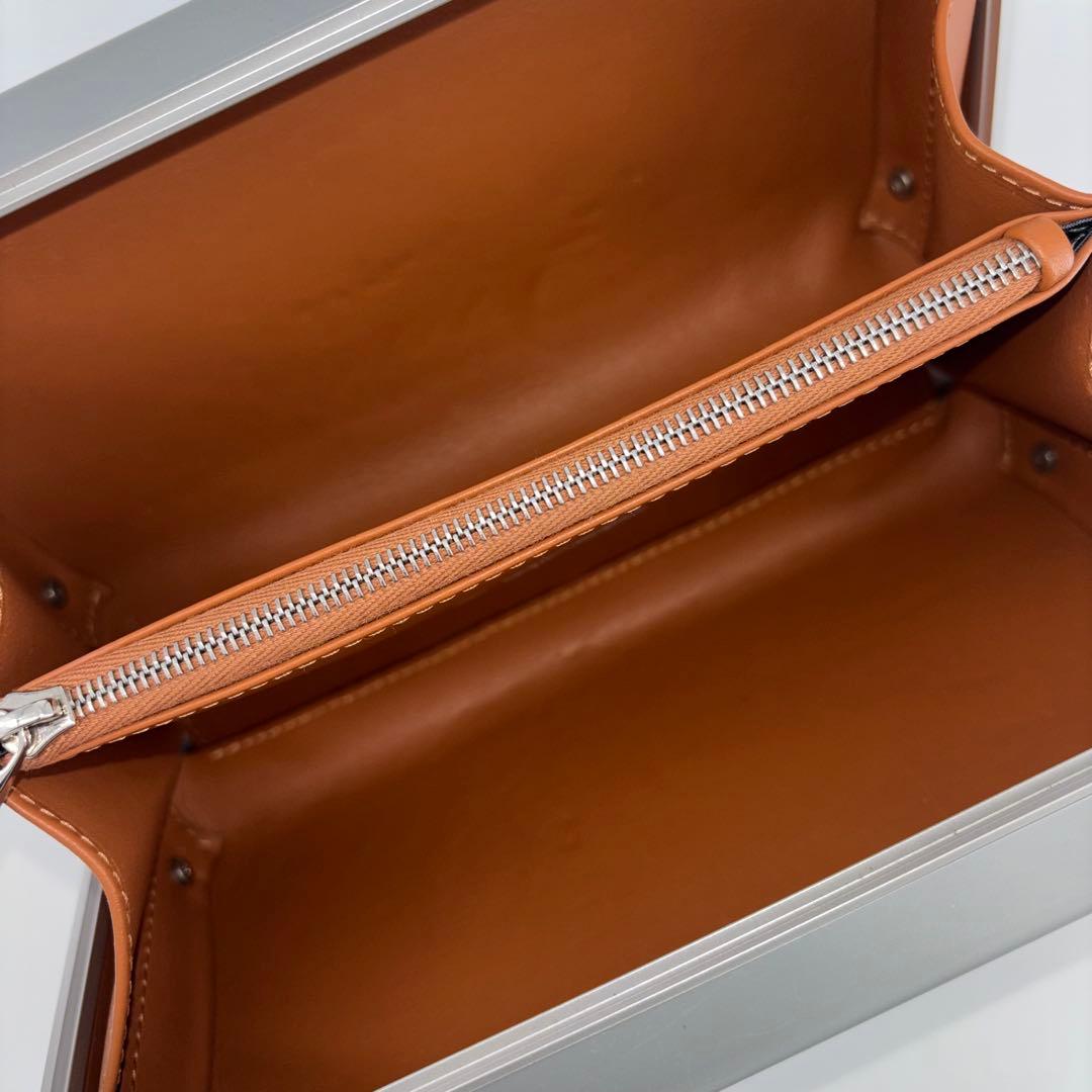 RIMOWA リモワ クロスボディバッグ ショルダー シルバー