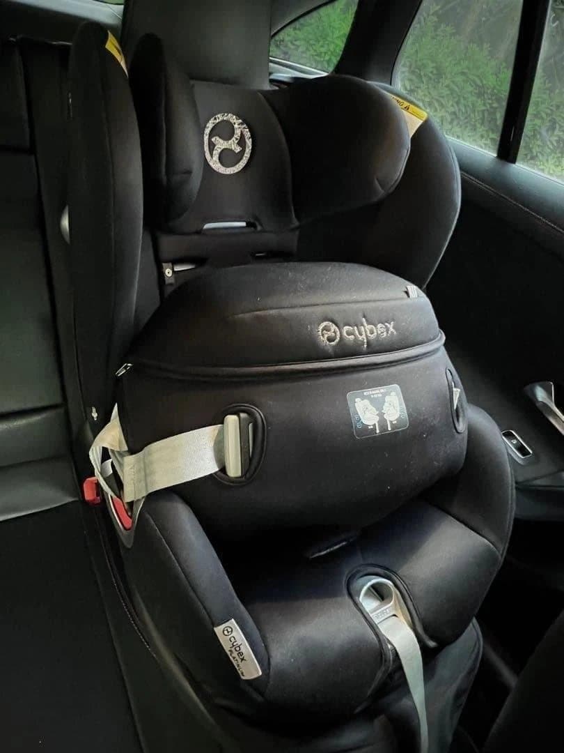 美品 正規品 cybex ECE R-44/04 チャイルドシートISOFIX