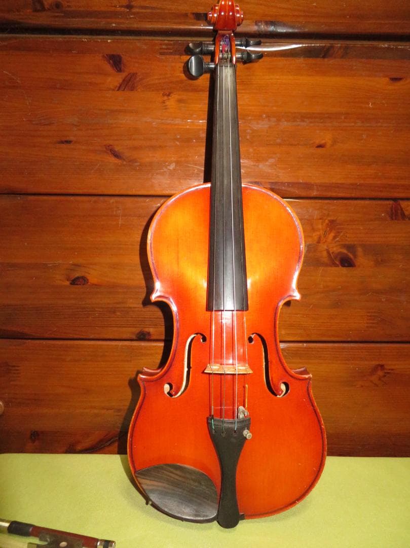 SUZUKIバイオリン　no特.2　 1971 年製　サイズ：4/4　欠けあり