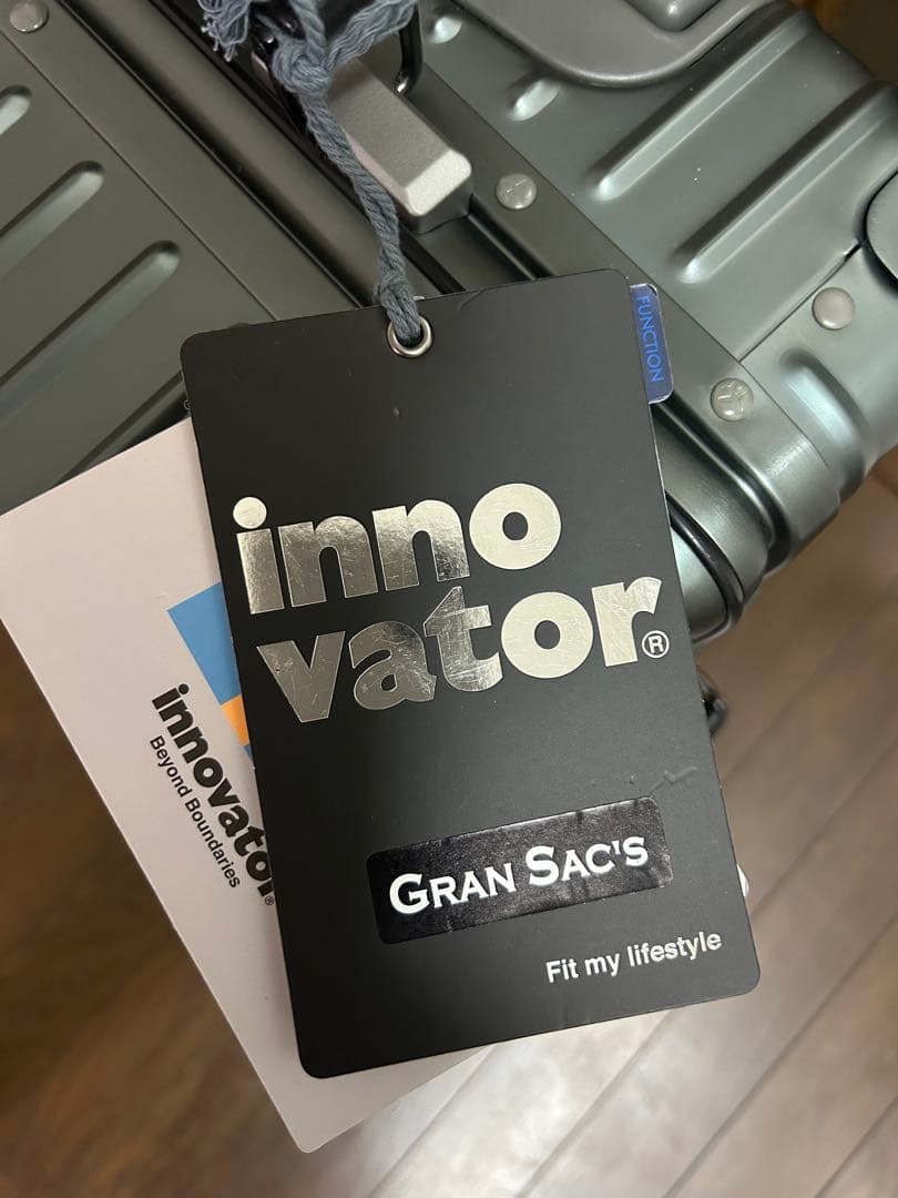 新品! INV1811イノベーター アルミ　スーツケース36L 機内持込可