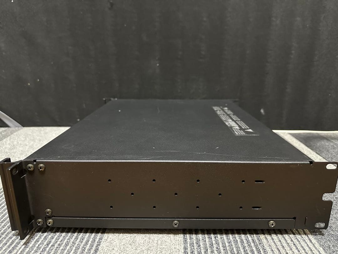 QSC DCA 3422 パワーアンプ