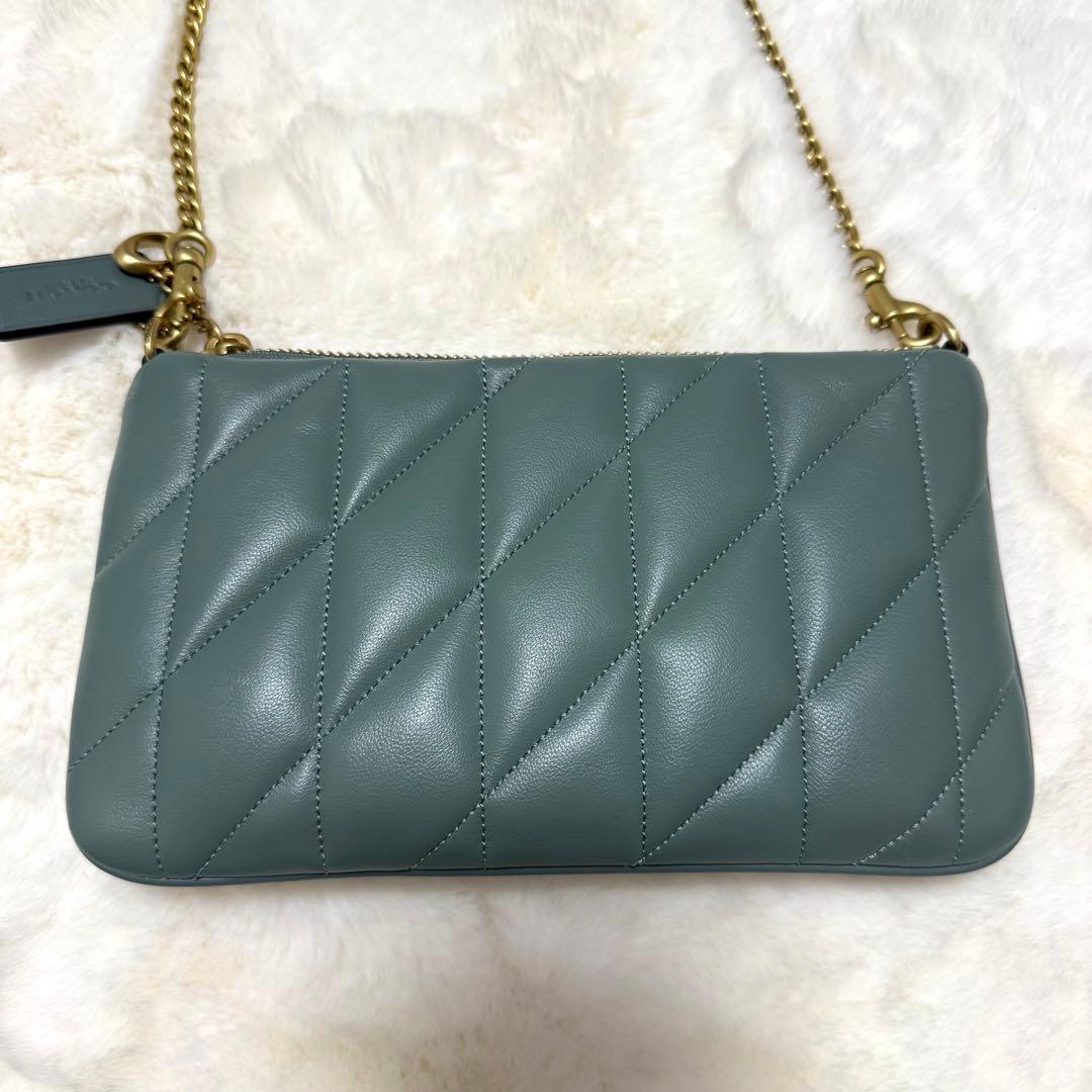 定価42,900円 COACH ショルダーバッグ　キルティング　チェーン