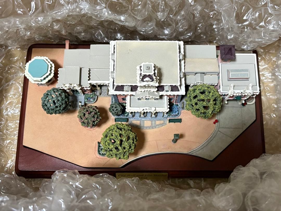 オルショウスキー メインストリートUSA シティホール フィギュア 箱無し