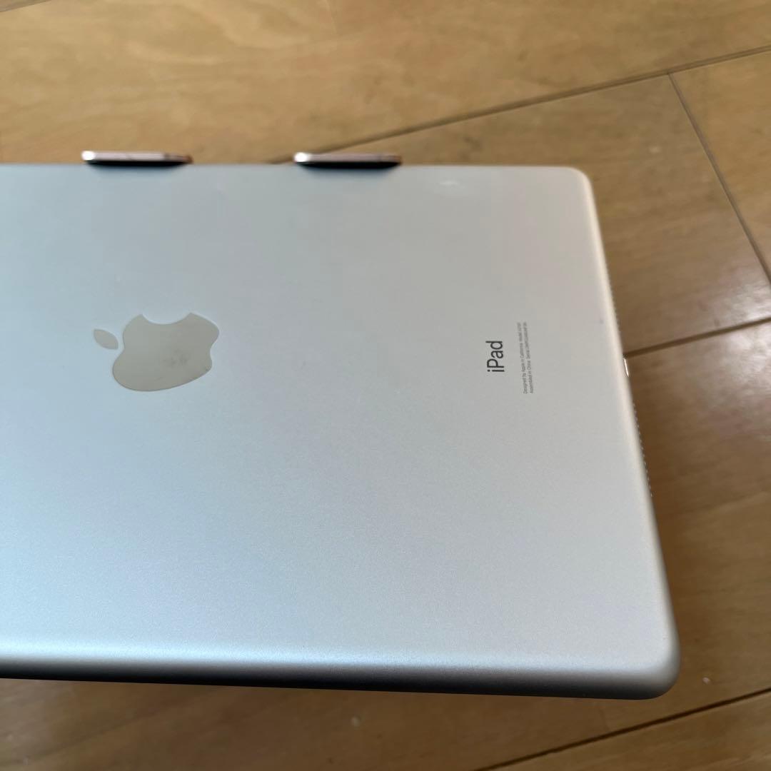 バッテリー新品同様96%iPad7世代Wi-Fi モデル 32G シルバー