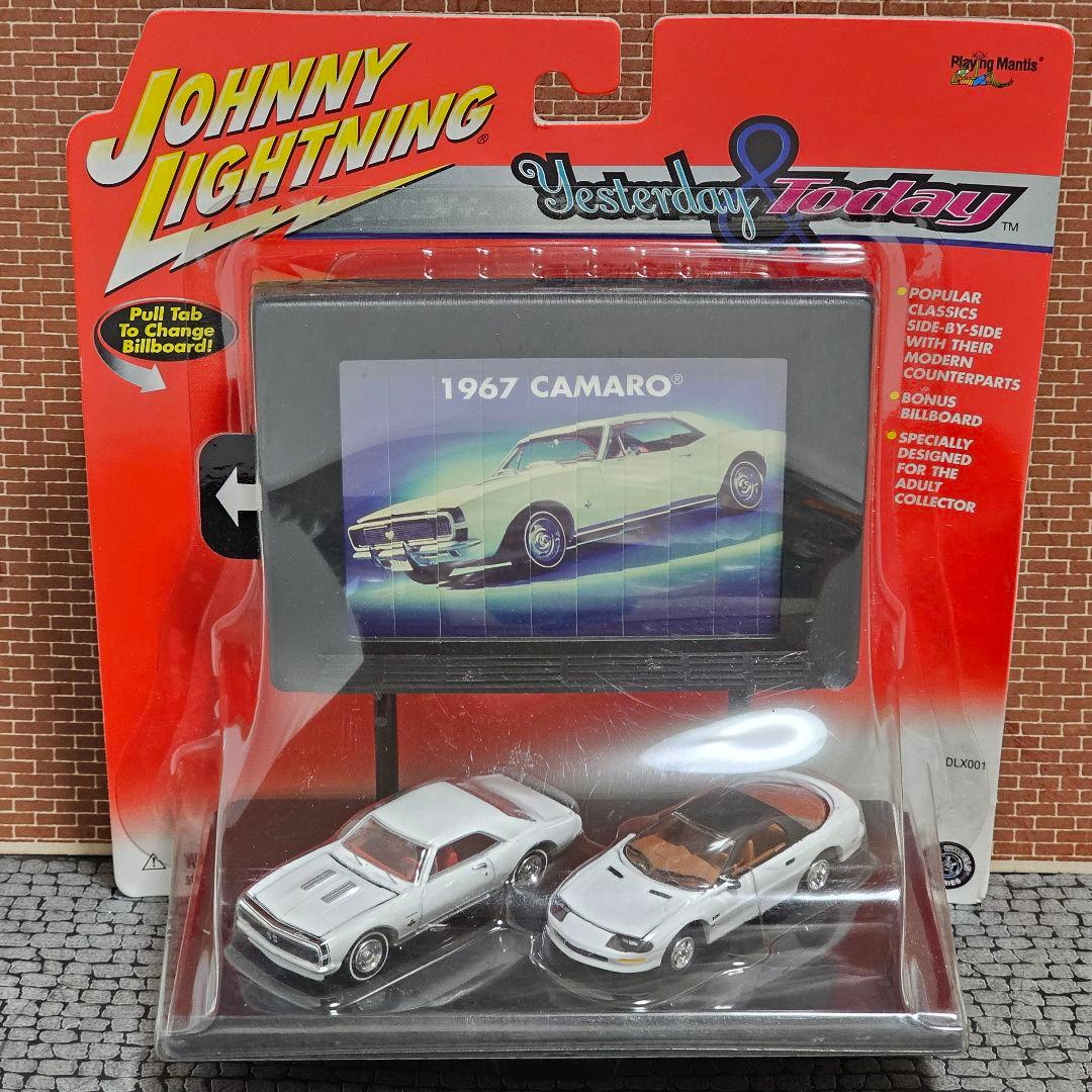 ジョニーライトニング　イエスタデイ&トゥデイ　シボレーカマロ　1/64