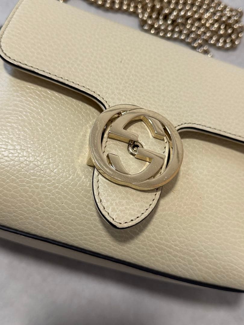 GUCCI アイボリー ショルダーバッグ