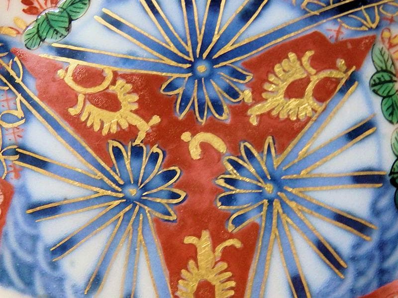 大聖寺伊万里　金襴手　桐に鳳凰　石畳紋の図　豆皿　E027AS-CTt