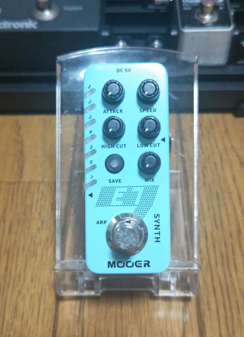 MOOER ギターシンセサイザー E7
