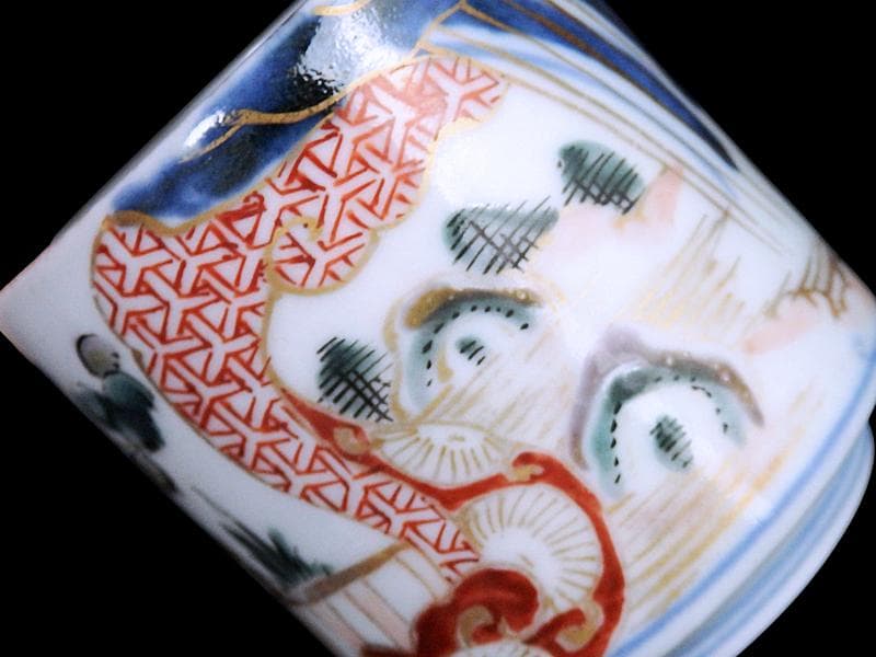 古伊万里　毘沙門亀甲紋に楼閣山水の図　猪口 のぞき　C371AS-fbua