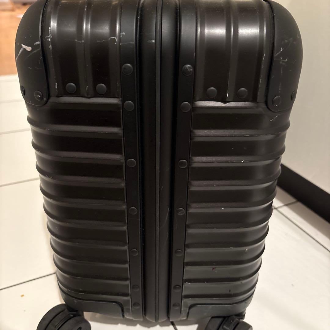 RIMOWA ORIGINAL コンパクト　ブラック キャリーケース　リモワ