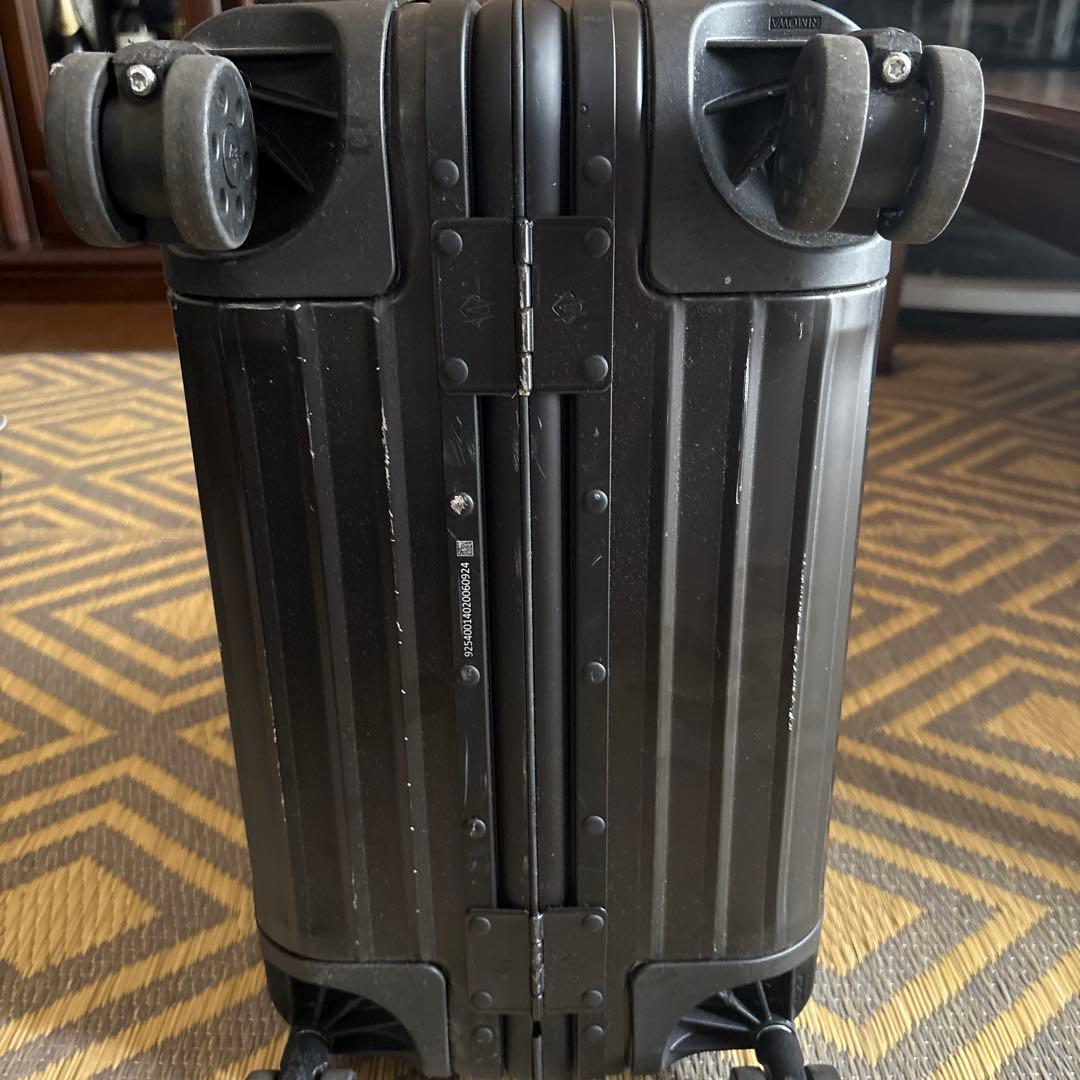 RIMOWA ORIGINAL コンパクト　ブラック キャリーケース　リモワ