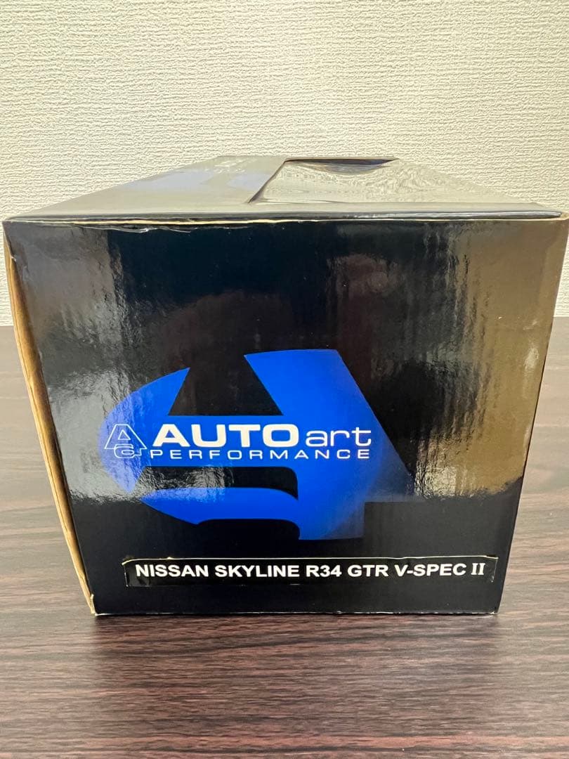 オートアート1/18 be-J世界限定500台 R34スカイラインGT-R