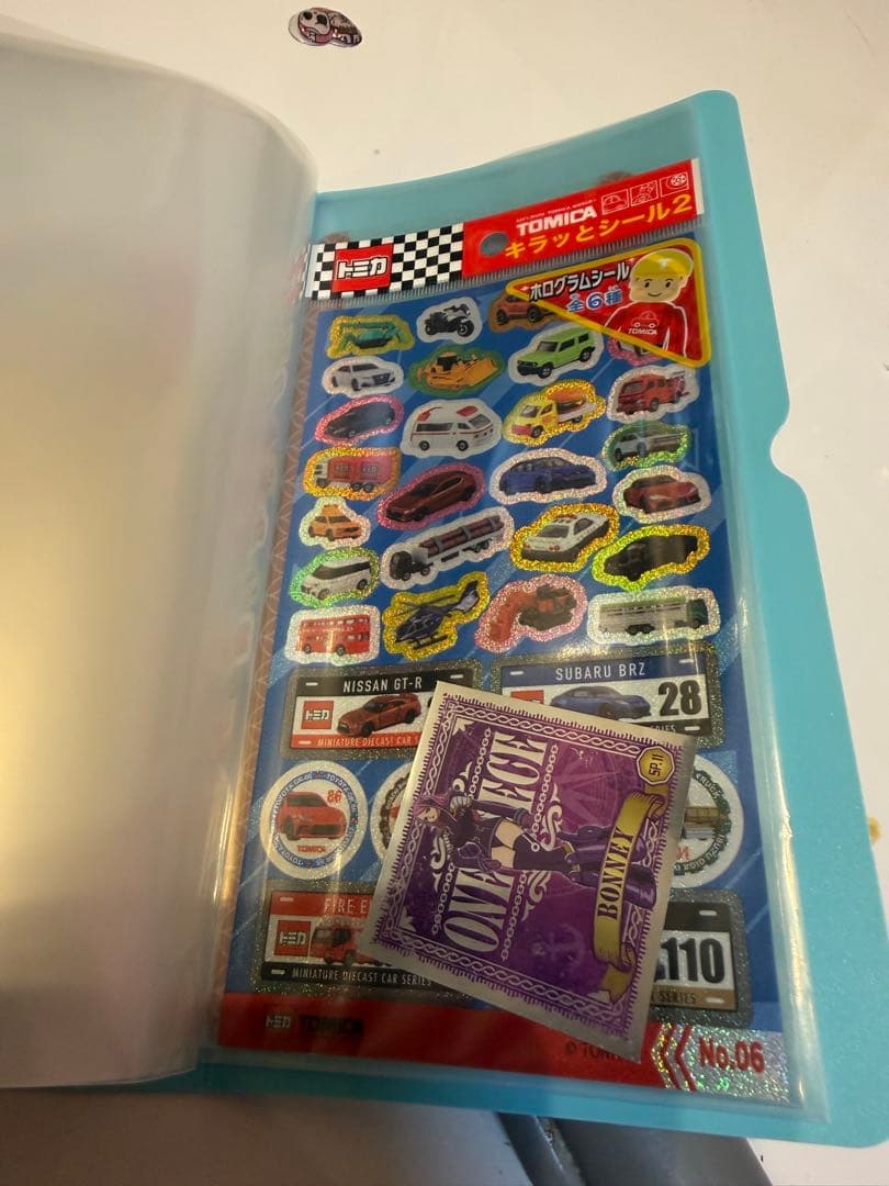 ボンボンドロップシール　キティーちゃん　大人の図鑑シール　ステッカー　シール帳