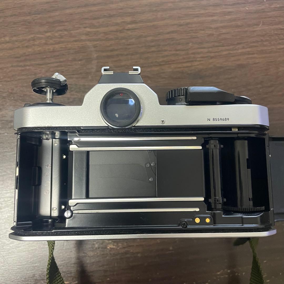 Nikon NewFM2 フィルムカメラ　シルバー NIKKOR 50mm