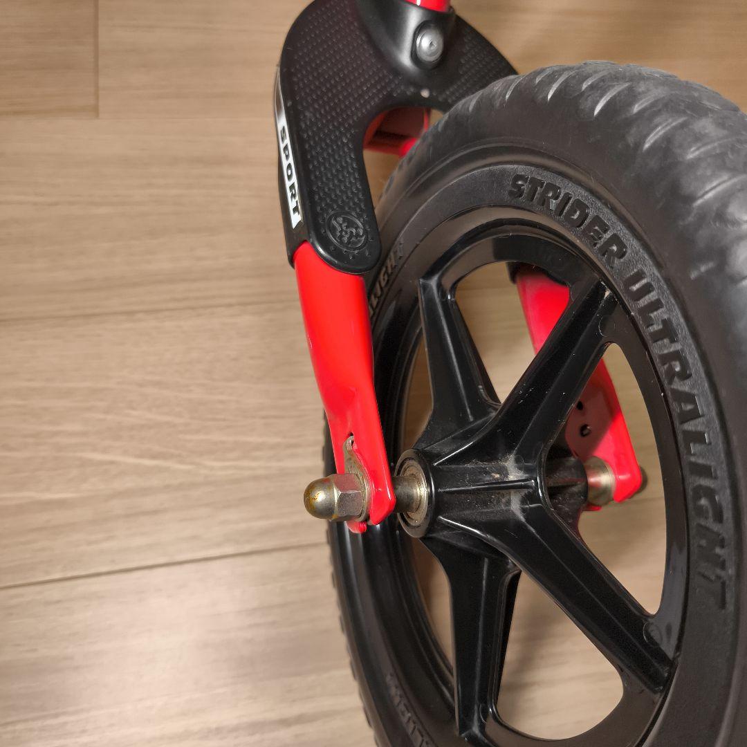 良品 STRIDER バランスバイク レッド　12インチ SPORT スポーツ