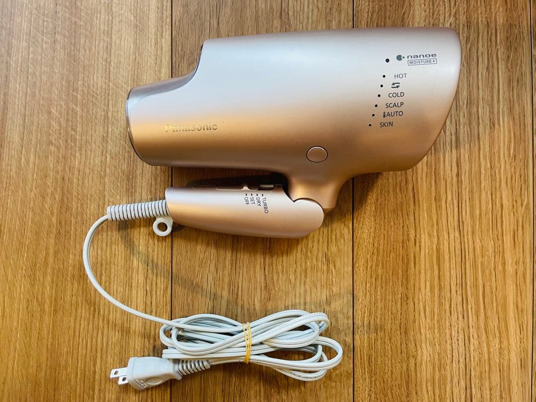 【PANASONIC】ドライヤー EH-NA0G（2022年製）