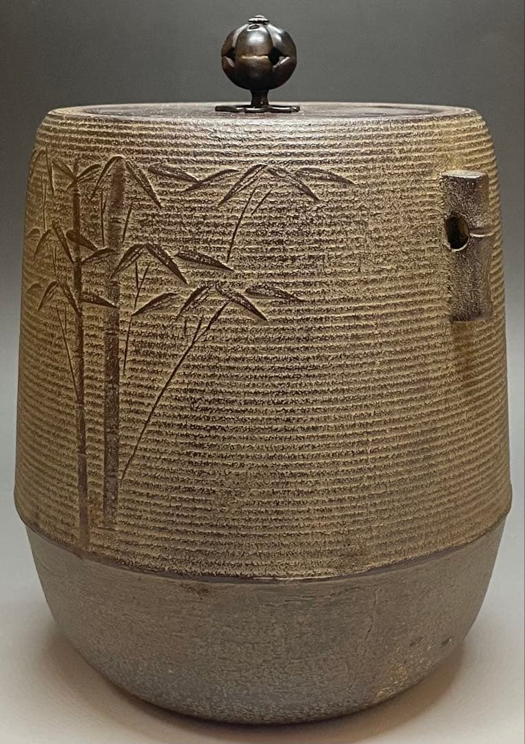 金森紹栄　竹文千筋筒釜　共箱　栞　e0308