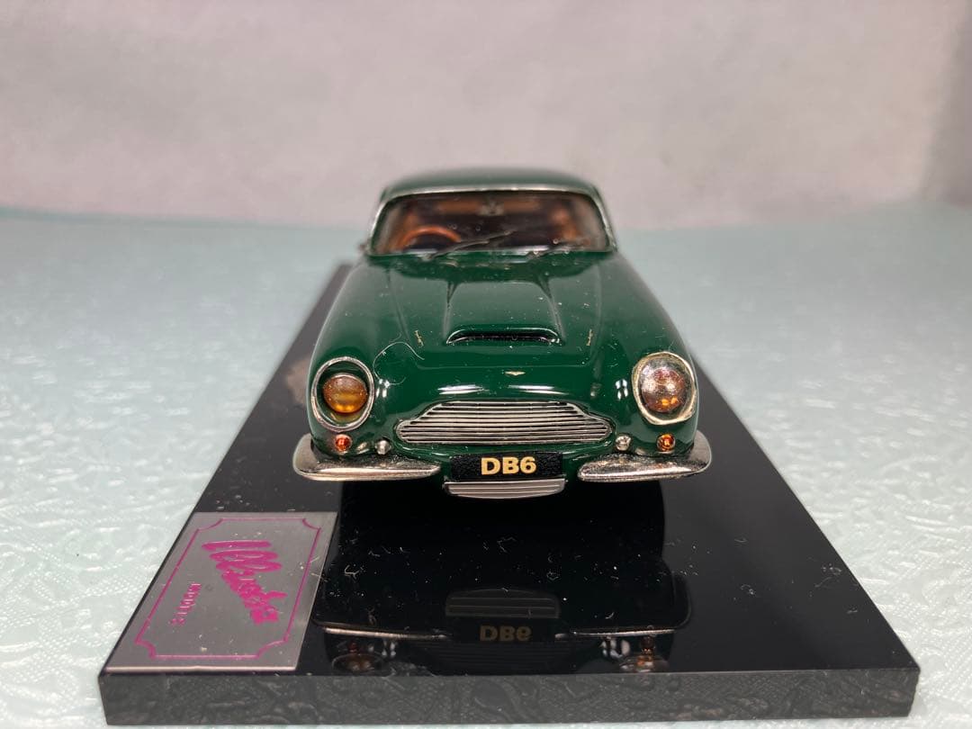 Illustra ホワイトメタル　アストン・マーティン　DB6 グリーン