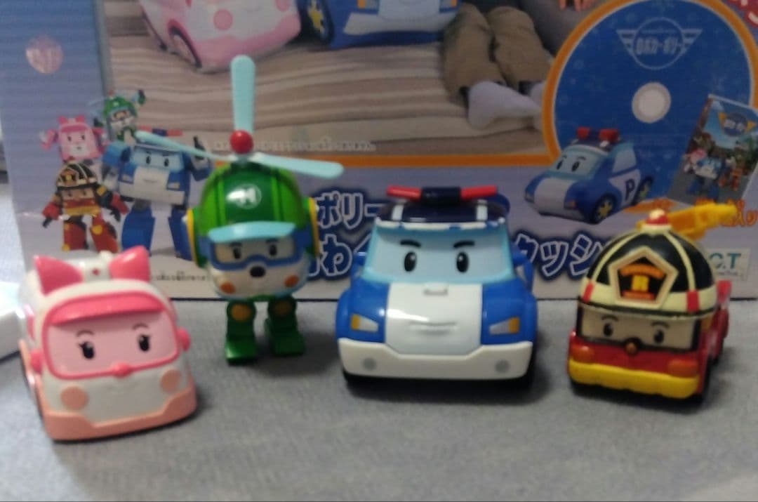 ロボカーポリー　レア　DVD付わくわくエアクッション　ポリー　アンバー