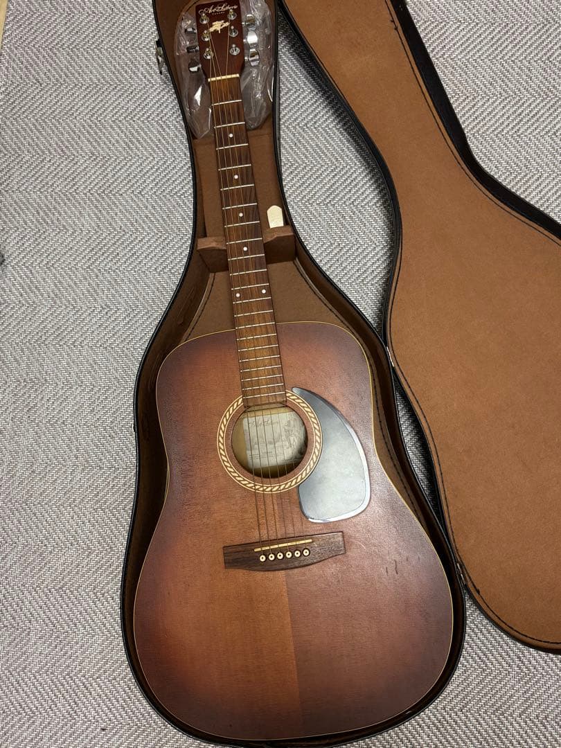 Art & Lutherie cedar アコースティックギター ハードケース付