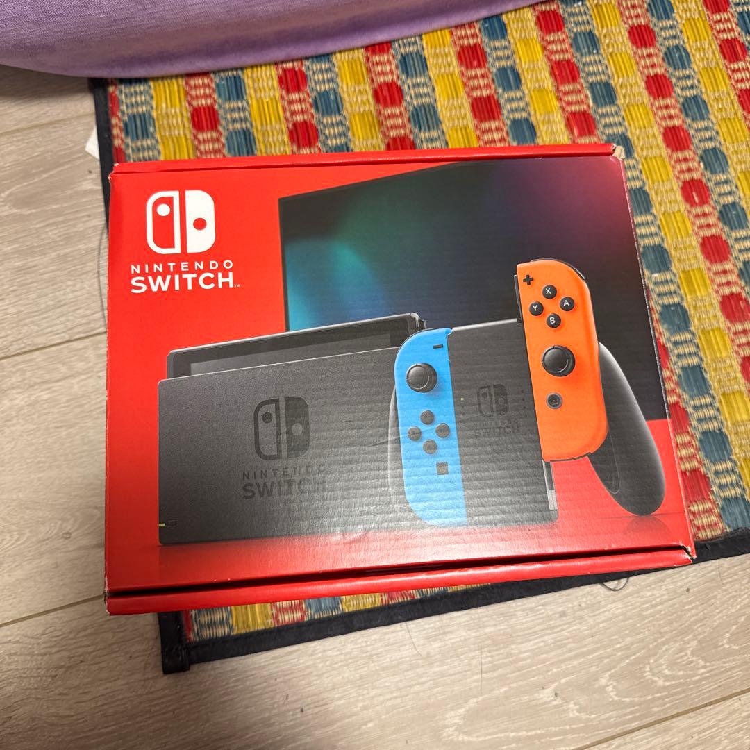 Nintendo Switch 本体 オレンジと青のJoy-Con