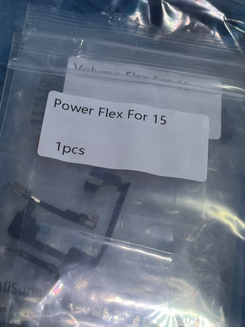 iPhone15 ジャンク