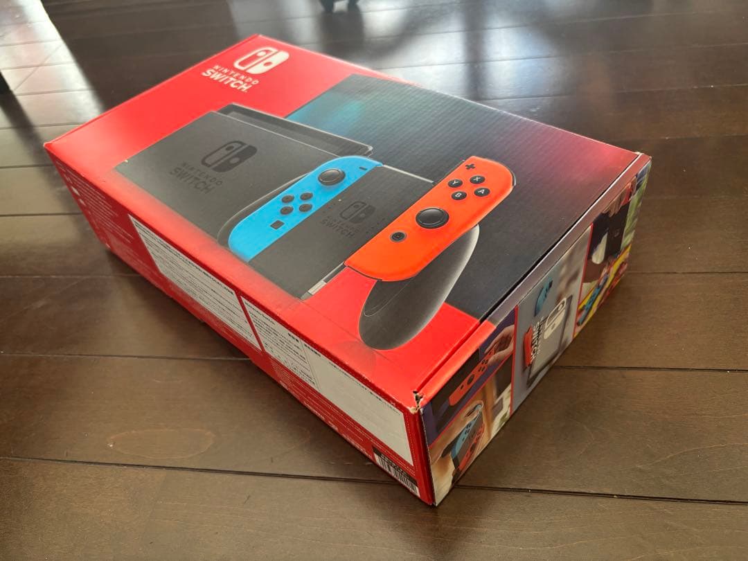 Nintendo Switch 本体（ネオンブルー/ネオンレッド）