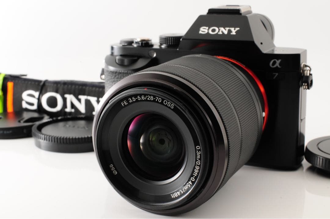 美品 ◆シャッター数:741回◆ SONY ILCE-7 α7 28-70mm