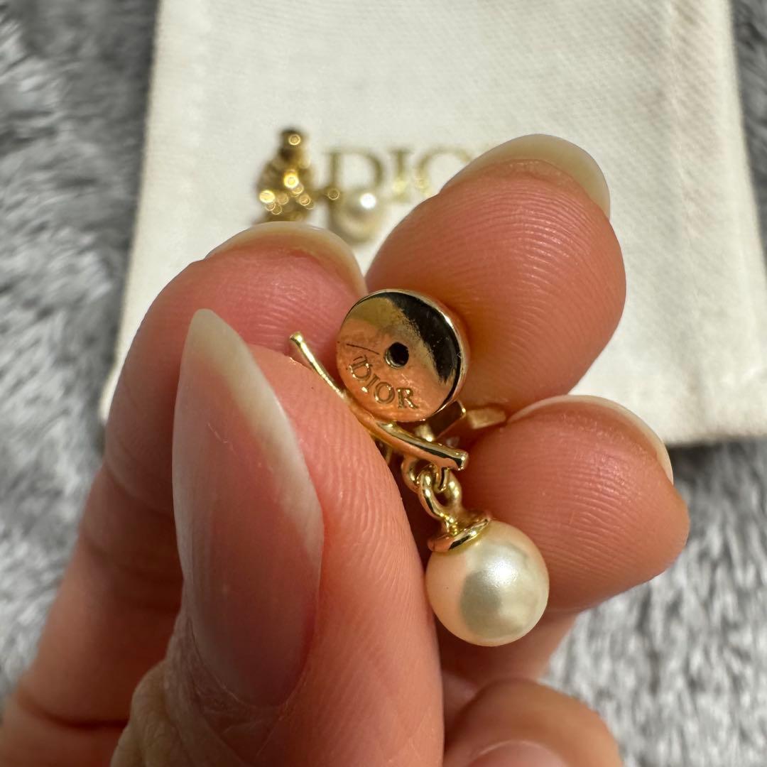 あ*か様 Dior Dio(r)evolution ピアス