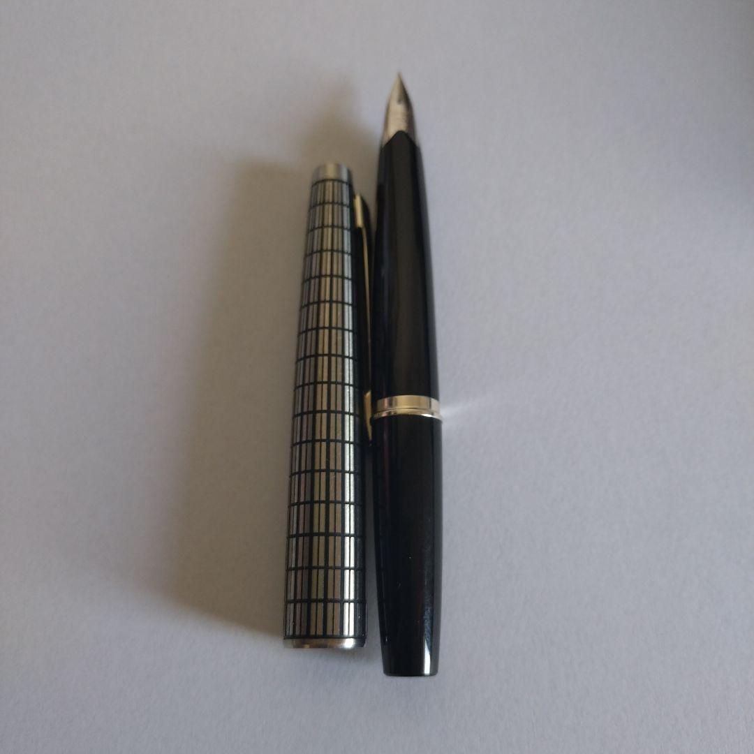 パイロット万年筆 エリート 蝕刻キャップ 18K-750〈F〉H877