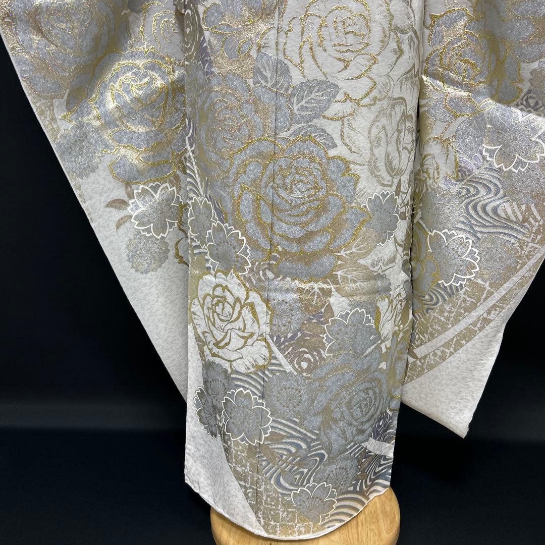 振袖 白地金彩銀彩薔薇　振袖単品未仕立て