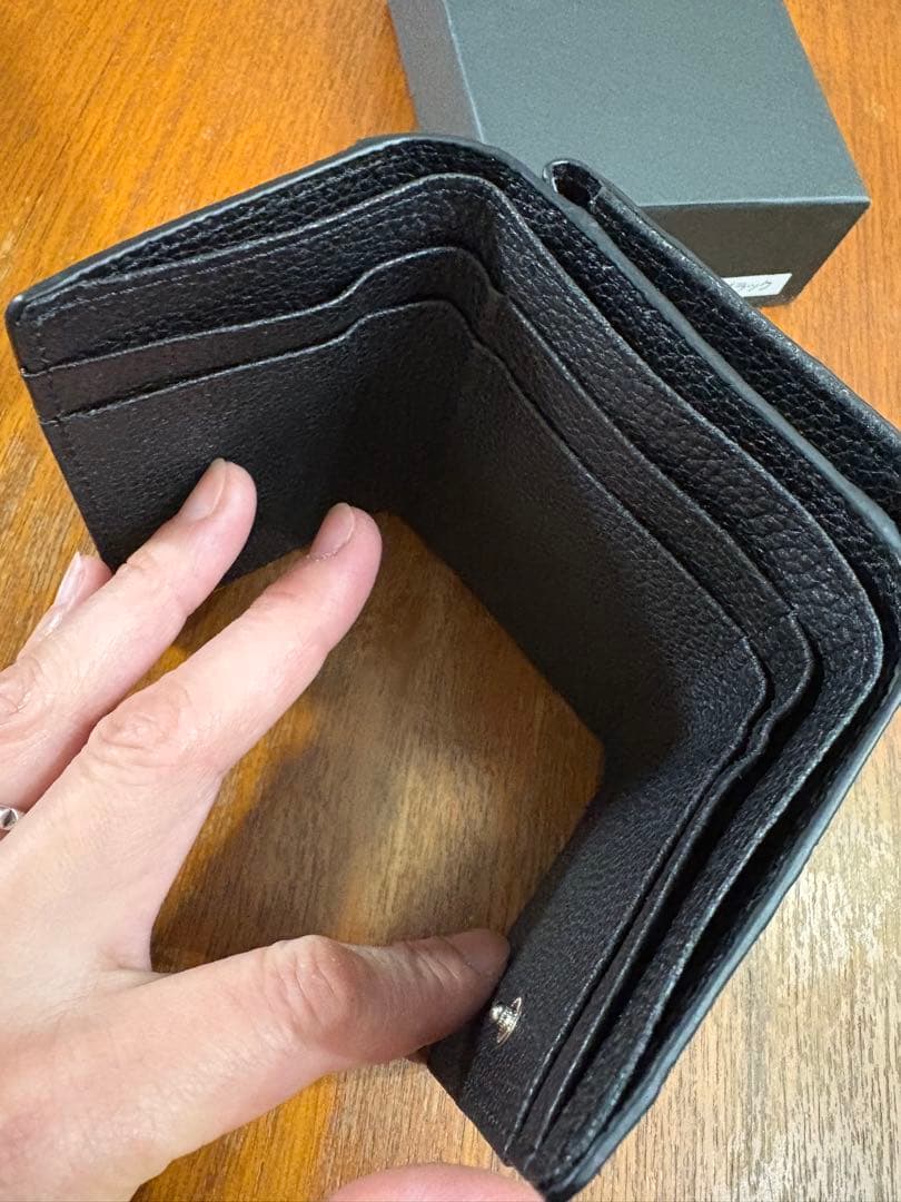 R’s shop　新品　本革クロコダイルレザー 二つ折り財布 ブラック