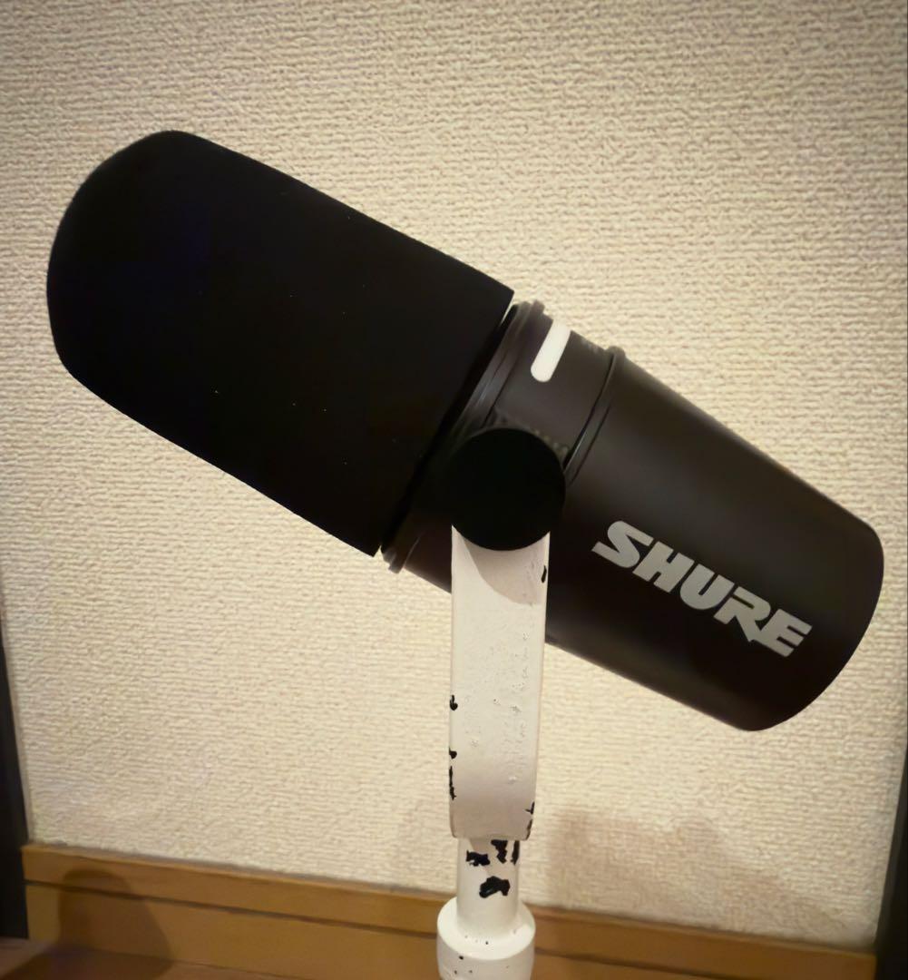 SHURE MV7+ コンデンサーマイク