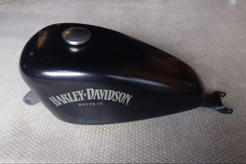 スポーツスター タンク 純正