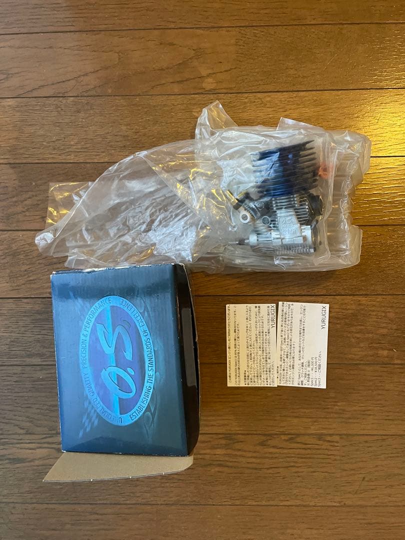 と*も様 OS MAX 21XR-B エンジン