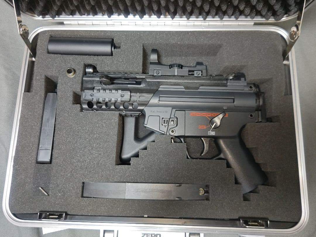 最終価格　マルゼン　GBB MP5KA4 CQBカスタム　ゼロハリケース付き