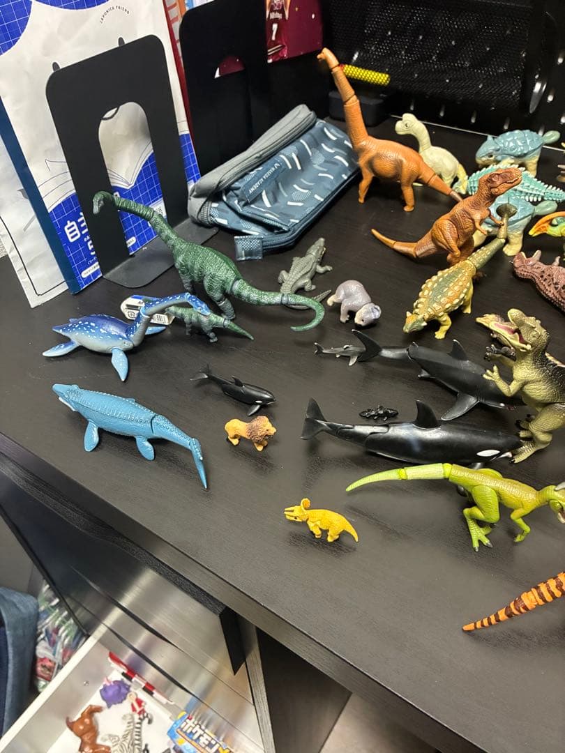 恐竜と動物フィギュアセット