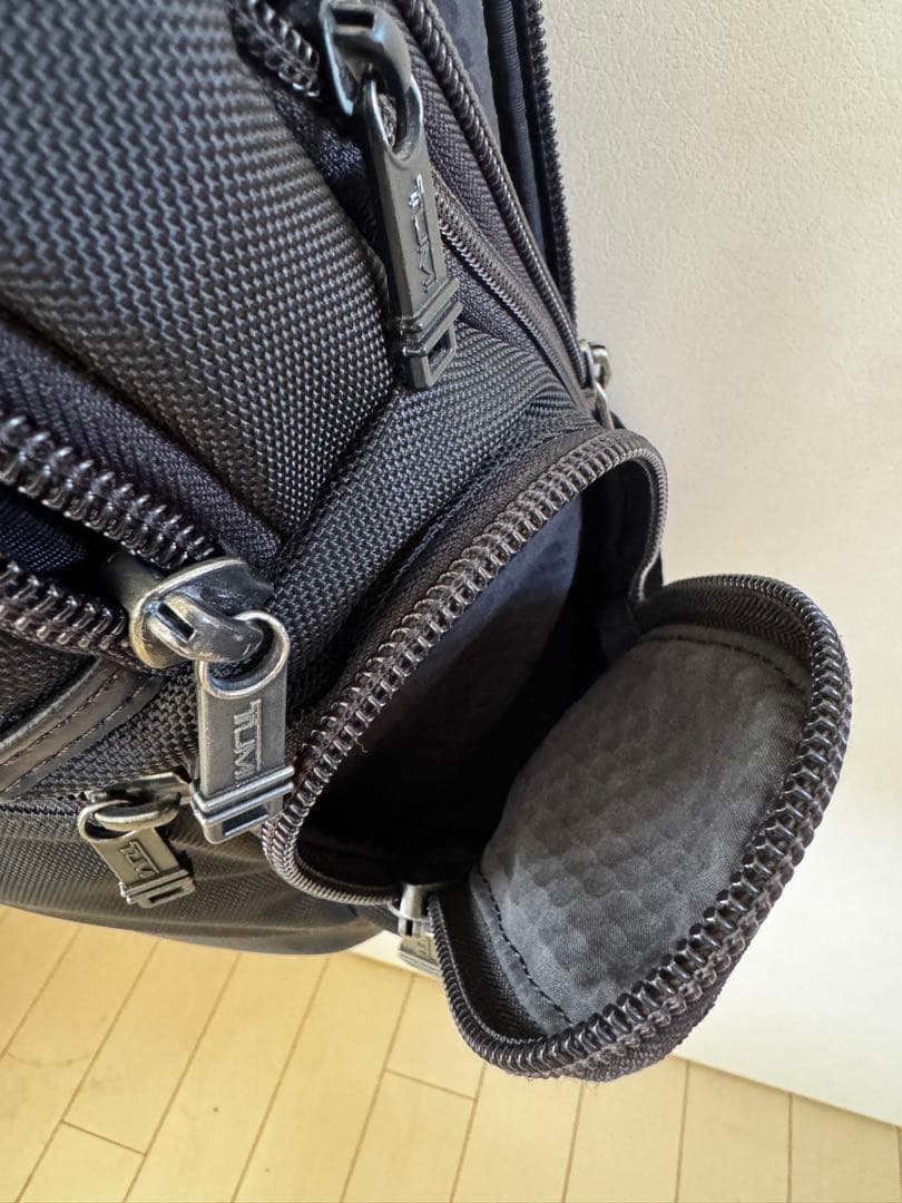 くろ様 TUMI ビジネスバッグ ブラック