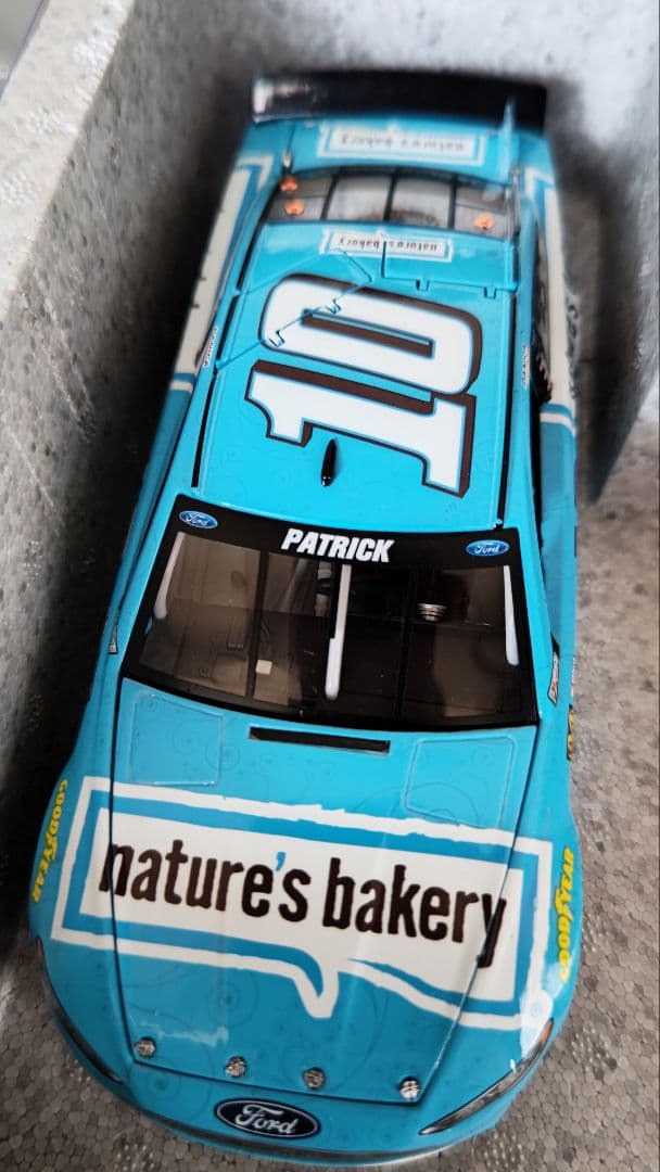 Danica Patrick 2017 NASCAR ミニカー