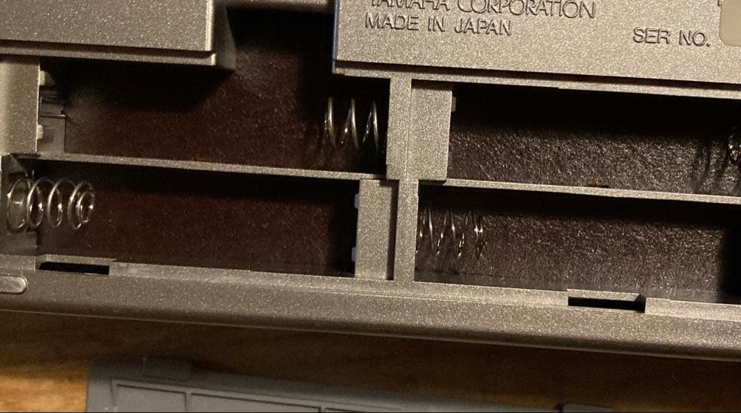 ヤマハYamaha QY100 音楽シーケンサー